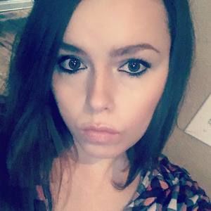 Meet your Posher, Roxanne